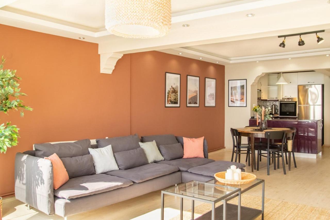 Exceptional Flat With Gorgeous Sea View In Izmir Daire Dış mekan fotoğraf